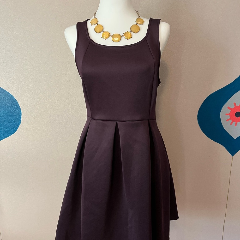 Elegant Sleeveless  Purple Dress